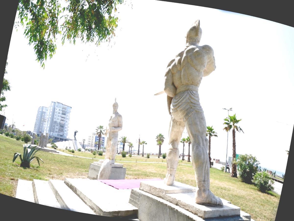 Maksimilian Apartament Durrës Kültér fotó
