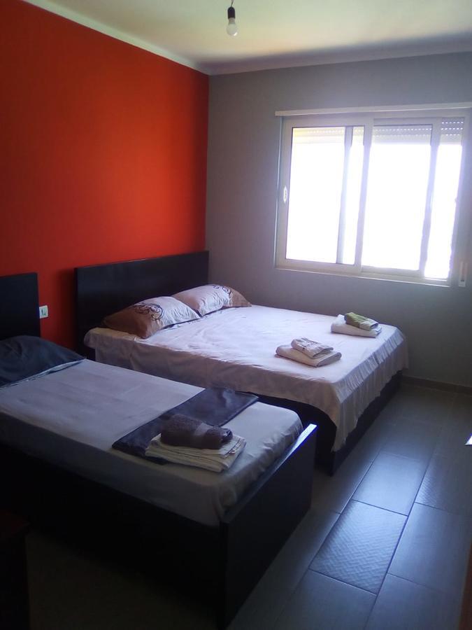 Maksimilian Apartament Durrës Kültér fotó