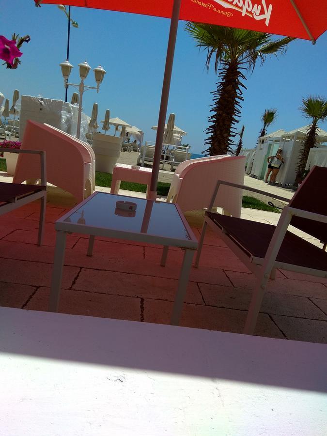 Maksimilian Apartament Durrës Kültér fotó